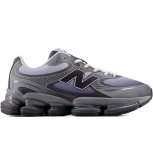 New Balance 2000